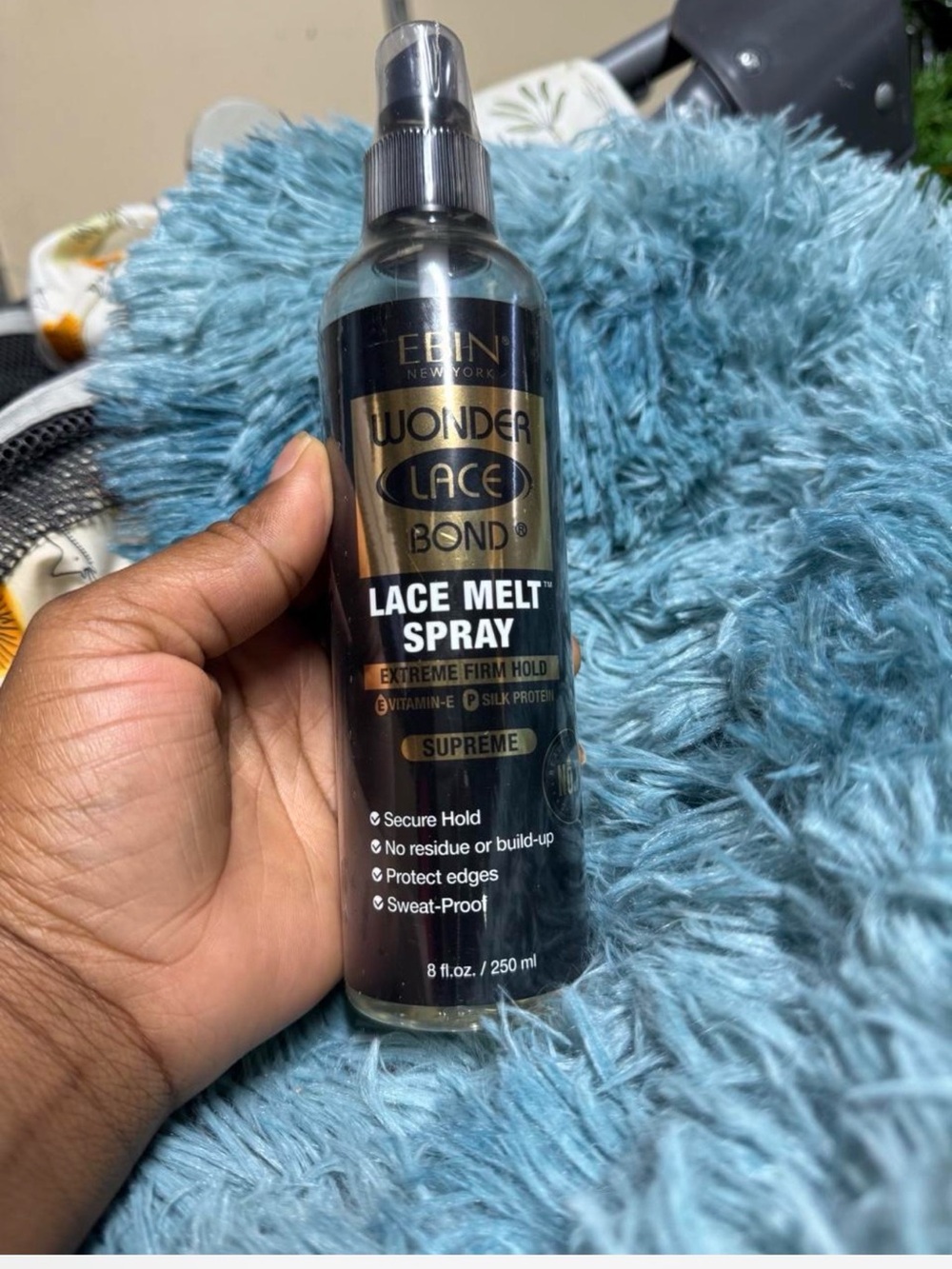 Amazon Ebin Wonder Lace Bond Lace Melt Spray - Black and Gold Bottle